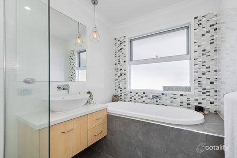 Property photo of 680 Casuarina Way Casuarina NSW 2487