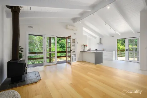 Property photo of 26 Brisbane Parade Warburton VIC 3799