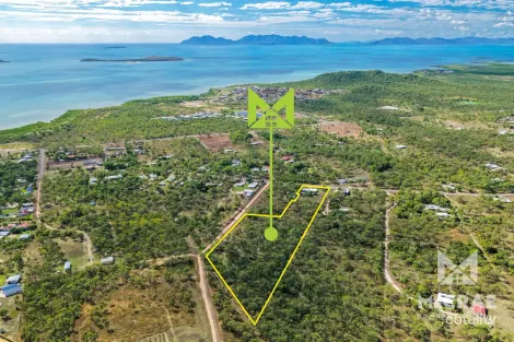 Property photo of 96 Africandar Road Bowen QLD 4805