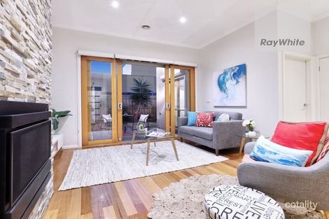 Property photo of 7/1-5 Heversham Grove Greenvale VIC 3059