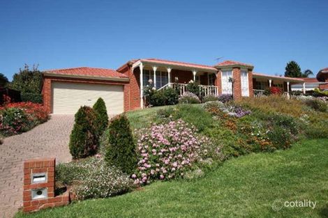 Property photo of 5 Candlebark Close Hampton Park VIC 3976