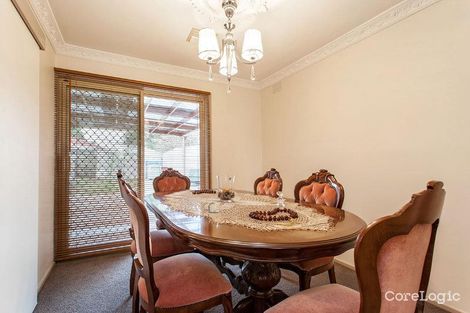 Property photo of 17 Manooka Court Keysborough VIC 3173