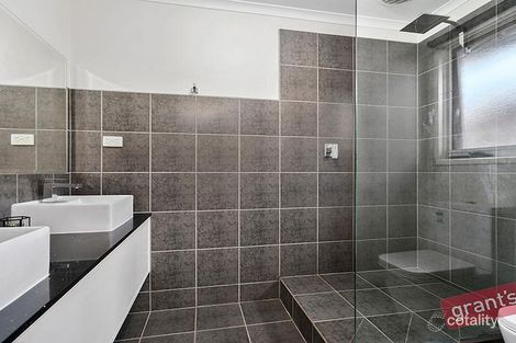 Property photo of 19 Marson Crescent Hallam VIC 3803