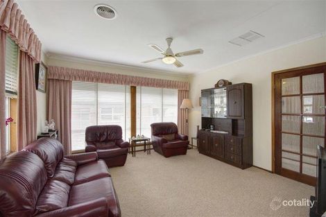 Property photo of 2 Cooma Court North Geelong VIC 3215