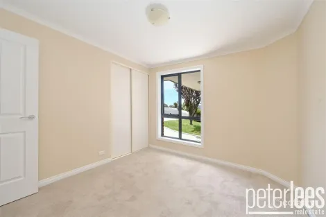 Property photo of 2/1 Bronte Court Riverside TAS 7250