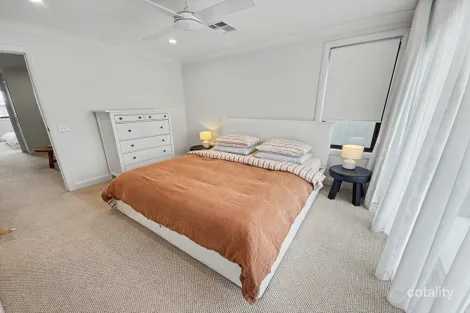 Property photo of 117 Harbour Boulevard Shell Cove NSW 2529