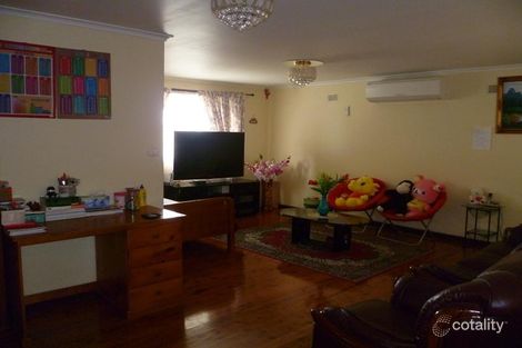 Property photo of 2 Pardalote Street Ingleburn NSW 2565