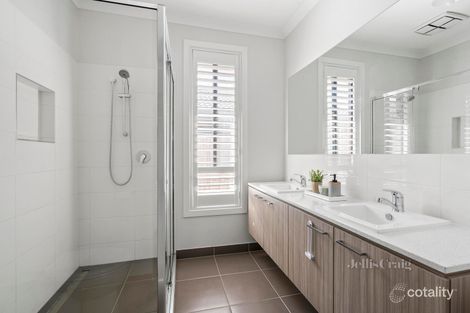 Property photo of 15 Rutledge Boulevard North Geelong VIC 3215