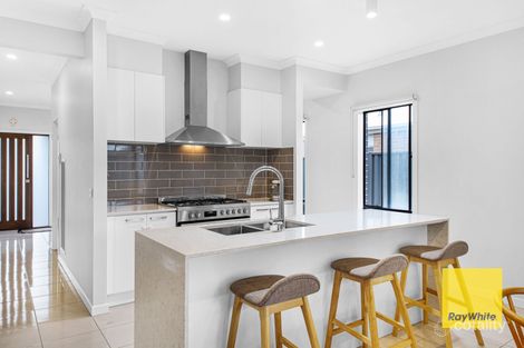 Property photo of 24 Queensbridge Avenue Tarneit VIC 3029