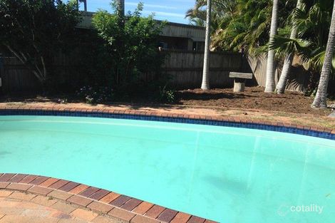 8 Sharon Cres, Mountain Creek, QLD 4557