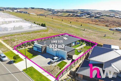 81 Stoneleigh Cres, Highton, VIC 3216
