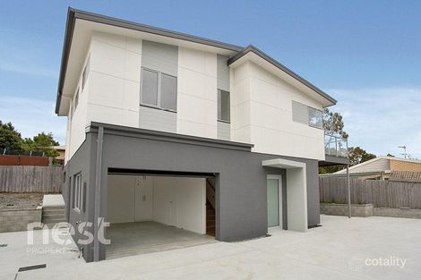 1/2 Derwent Ave, Blackmans Bay, TAS 7052