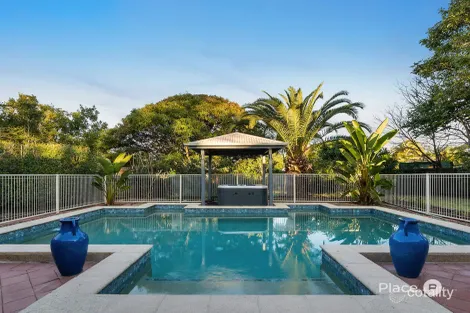 Property photo of 17 Kooralla Court Karana Downs QLD 4306