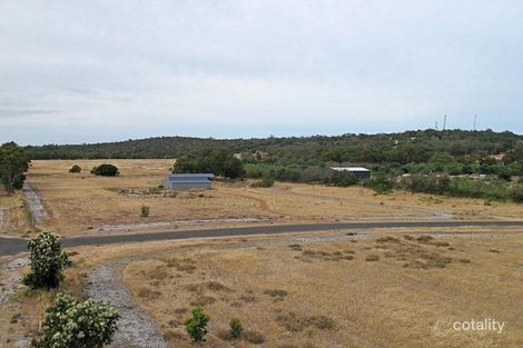 Property photo of 7 Stacey Rise Lake Clifton WA 6215