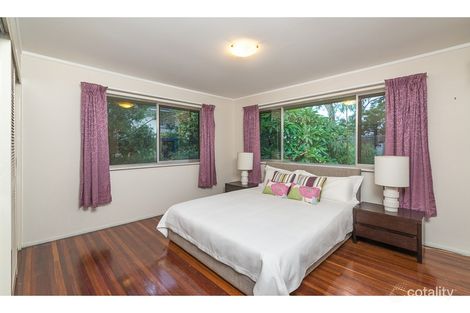 Property photo of 17 Piari Street Kenmore QLD 4069