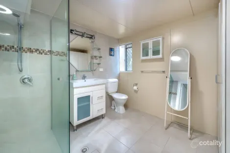 Property photo of 5 Schuster Avenue Miami QLD 4220