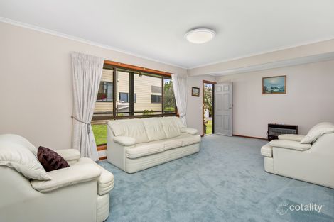 Property photo of 34 Hollywood Crescent Smiths Beach VIC 3922