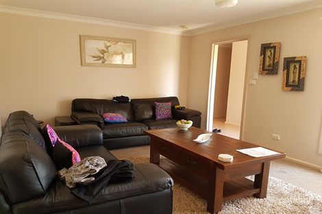 Property photo of 17 Falconer Way Dubbo NSW 2830