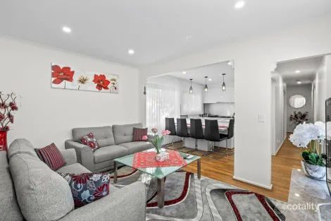 Property photo of 17A Mitta Mitta Way Meadow Heights VIC 3048