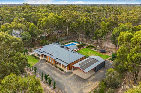 9 Floreate Dr, Junortoun, VIC 3551