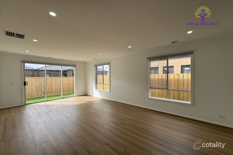 Property photo of 18 Abarth Street Tarneit VIC 3029