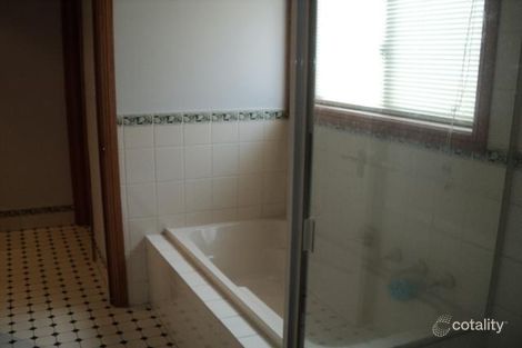 Property photo of 8 Hampton Drive Oakden SA 5086