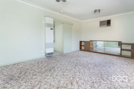 Property photo of 3 Cambrian Court Flora Hill VIC 3550