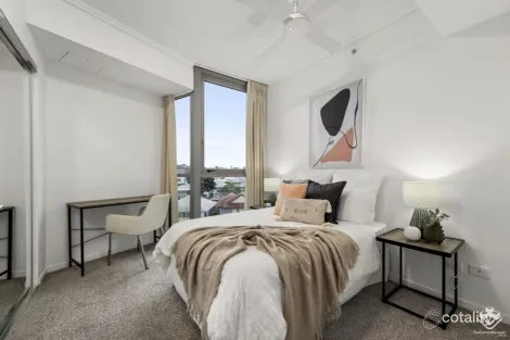 Property photo of 2 Harbour Road Hamilton QLD 4007