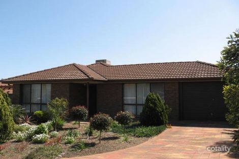 14 Raven Ct, Wynn Vale, SA 5127