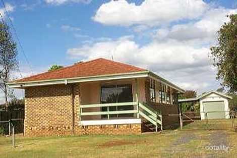 10 Bennett St, Wilsonton, QLD 4350