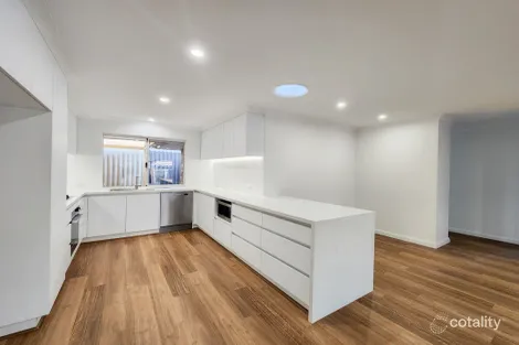 5 Dumont Ct, Kingsley, WA 6026