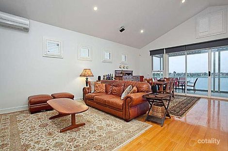 Property photo of 4/7 Beachcomber Place Point Cook VIC 3030