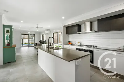 Property photo of 4 Bowen Street Narangba QLD 4504