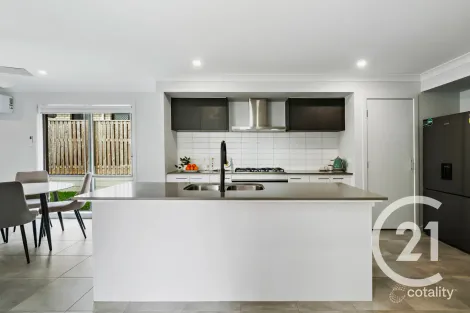 Property photo of 4 Bowen Street Narangba QLD 4504