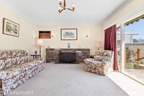 Property photo of 14 Marsham Road Mount Waverley VIC 3149