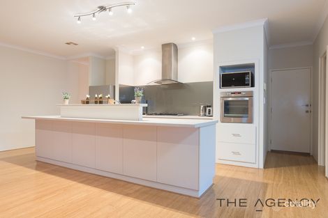 Property photo of 8 Wisely Court Aubin Grove WA 6164