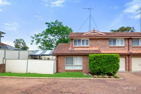 2/44-46 Luttrell St, Glenmore Park, NSW 2745