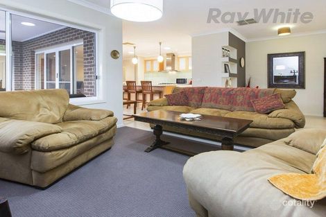 Property photo of 24 Parkedge Circuit Rosebud VIC 3939