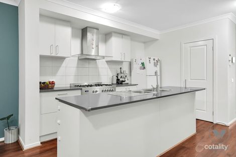 Property photo of 10 Akram Way Rockbank VIC 3335