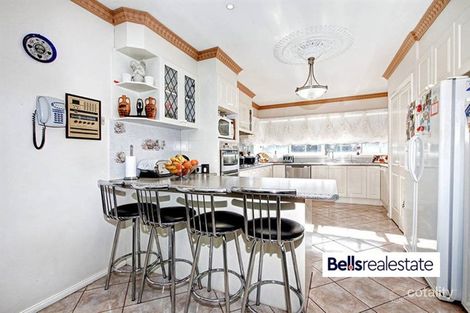 Property photo of 28 Gourlay Road Hillside VIC 3037