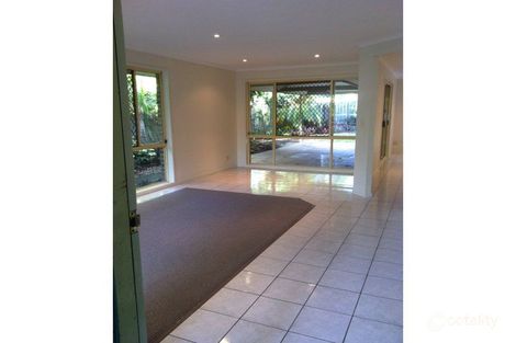 Property photo of 8 Parkmore Close Robina QLD 4226