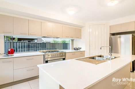 Property photo of 4 Cloverbank Drive Cranbourne East VIC 3977