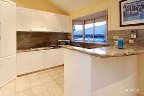 Property photo of 9 Pulford Crescent Mill Park VIC 3082