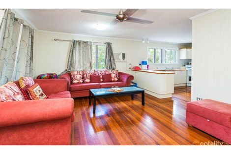 Property photo of 4 Alberon Street Wishart QLD 4122