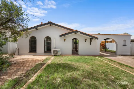 Property photo of 15 Salisbury Road South Kalgoorlie WA 6430
