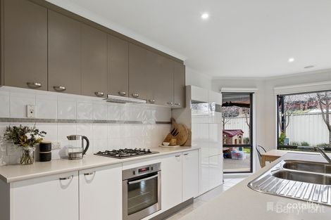 Property photo of 55 Brentwood Boulevard Strathfieldsaye VIC 3551
