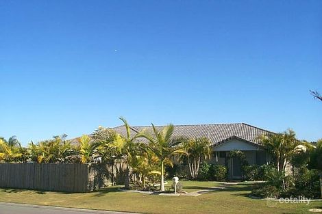 1 Jefferies Pl, Sandstone Point, QLD 4511