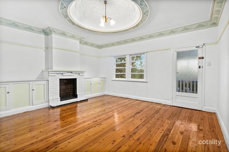 Property photo of 32 Mount Keira Road West Wollongong NSW 2500