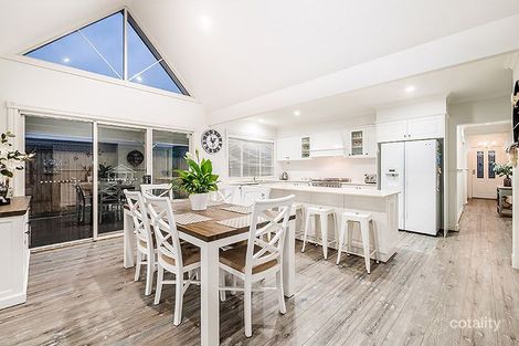 Property photo of 10 Jade Avenue Koo Wee Rup VIC 3981