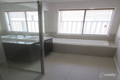 Property photo of 86 Breasley Parkway Point Cook VIC 3030